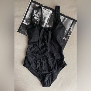New Aerie Tie Font One Piece Full Coverage Swimsuit In Black Size M